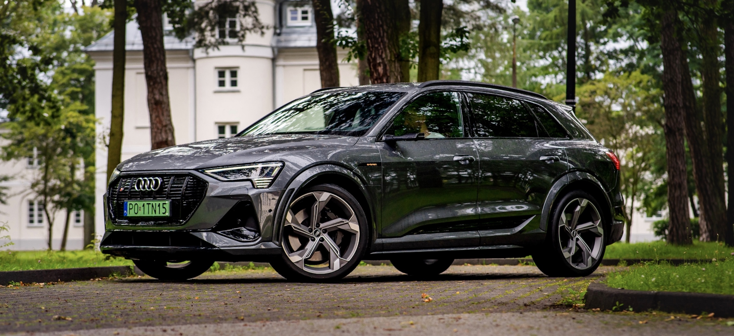 audi e-tron s 2021 cena