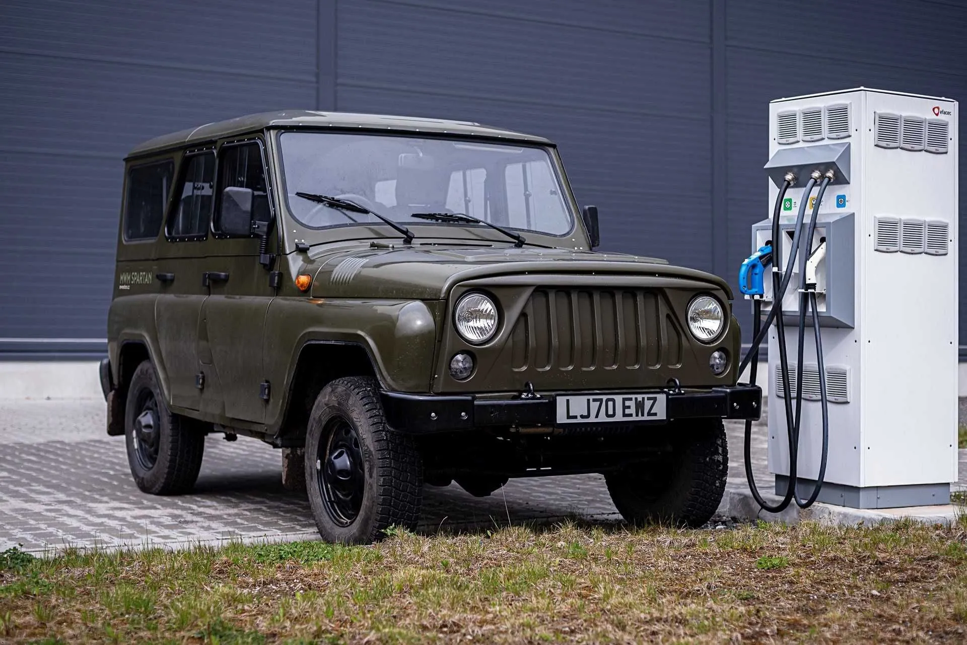 elektryczny UAZ