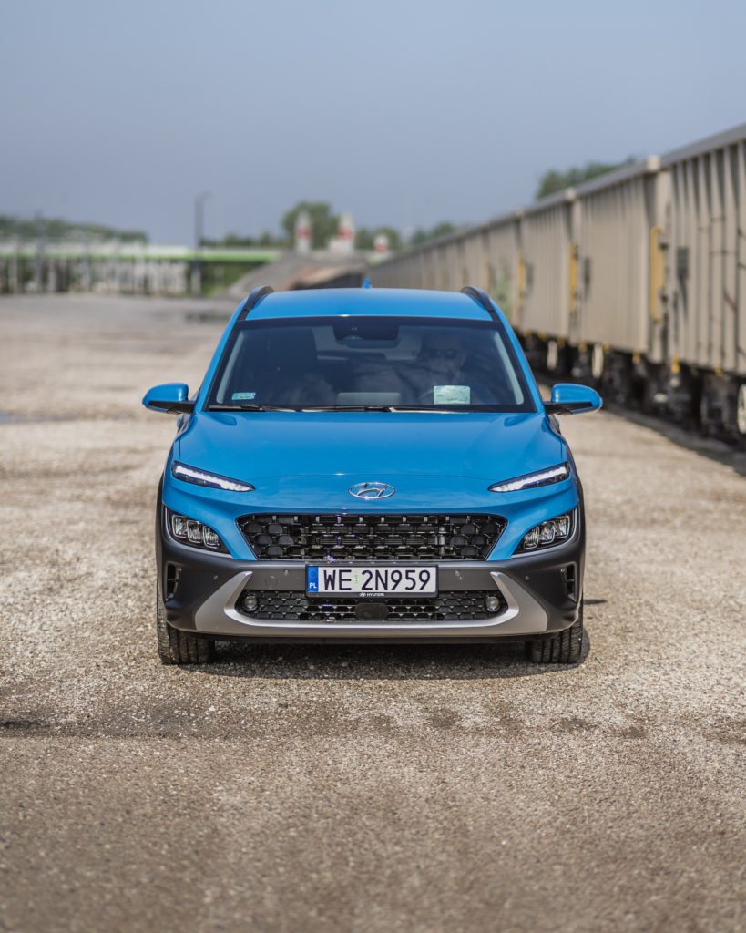hyundai kona hybrid 2021 cena 