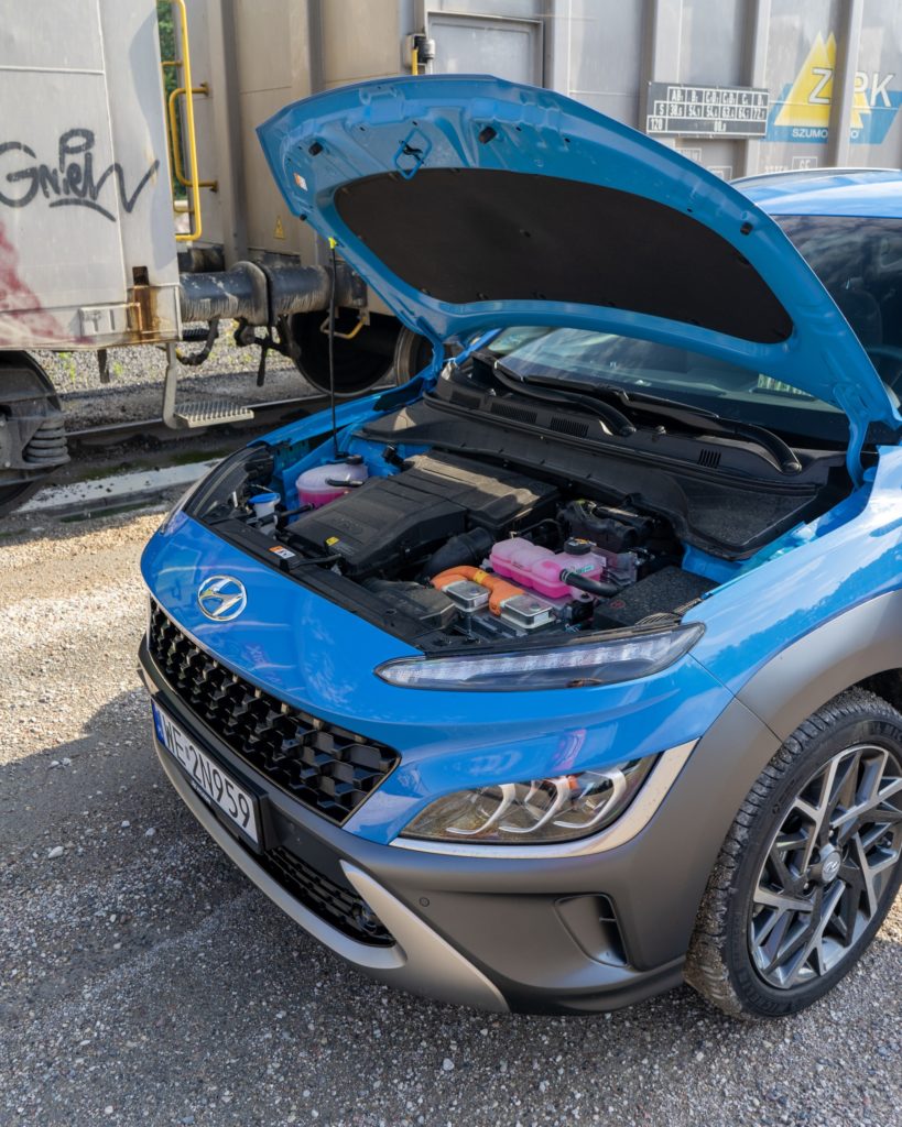 hyundai kona hybrid 2021 cena 
