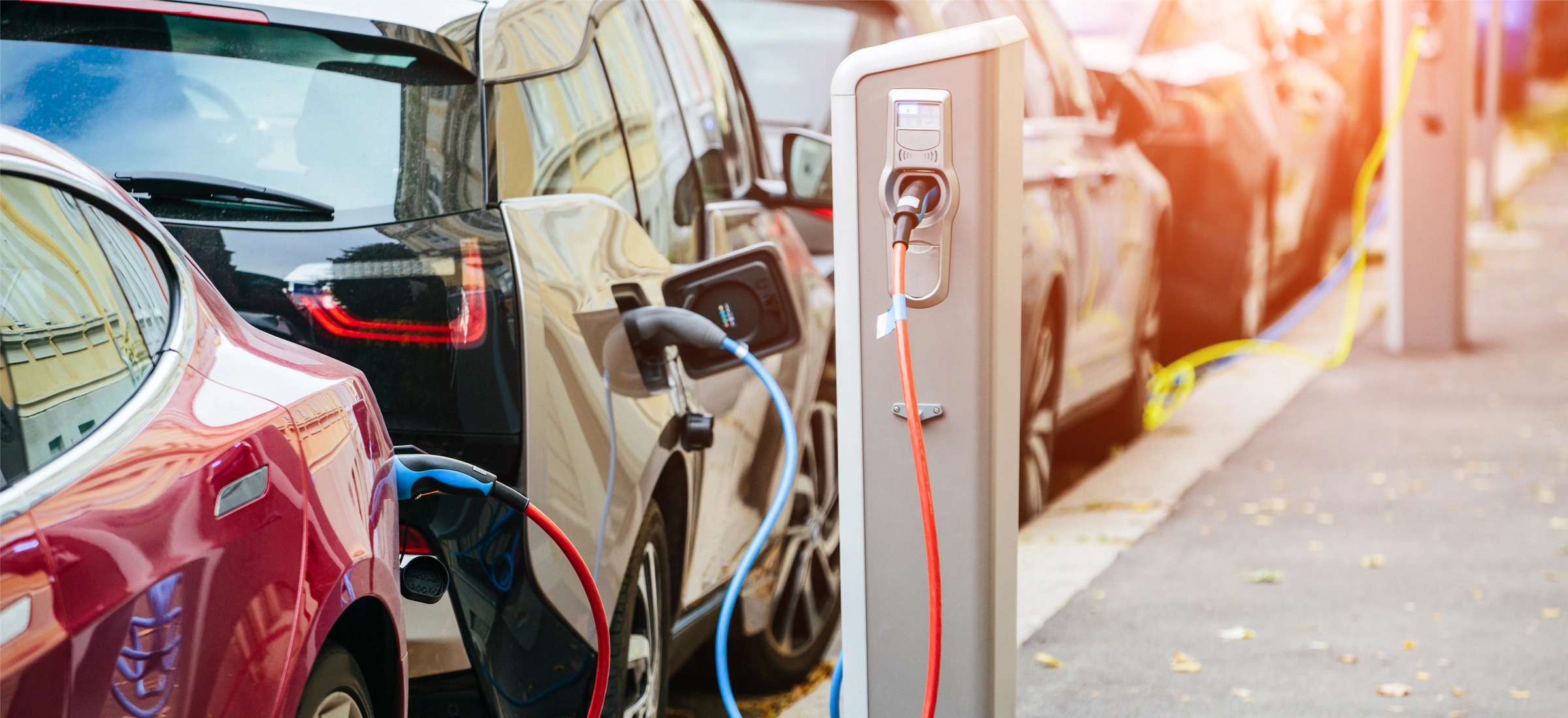 Berlin: 1 punkt ładowania na 10 elektrycznych samochodów