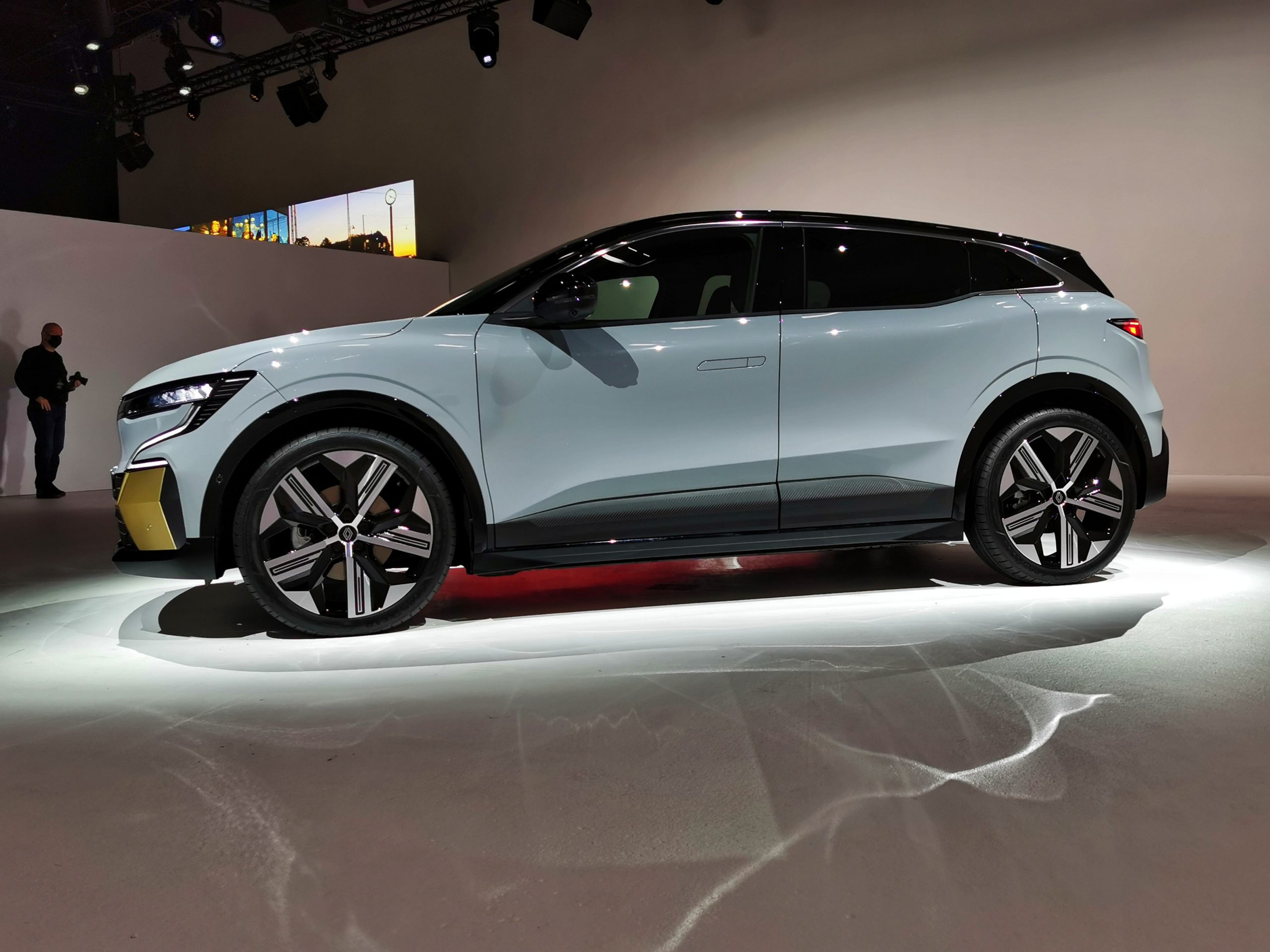 Renault Megane E-Tech 