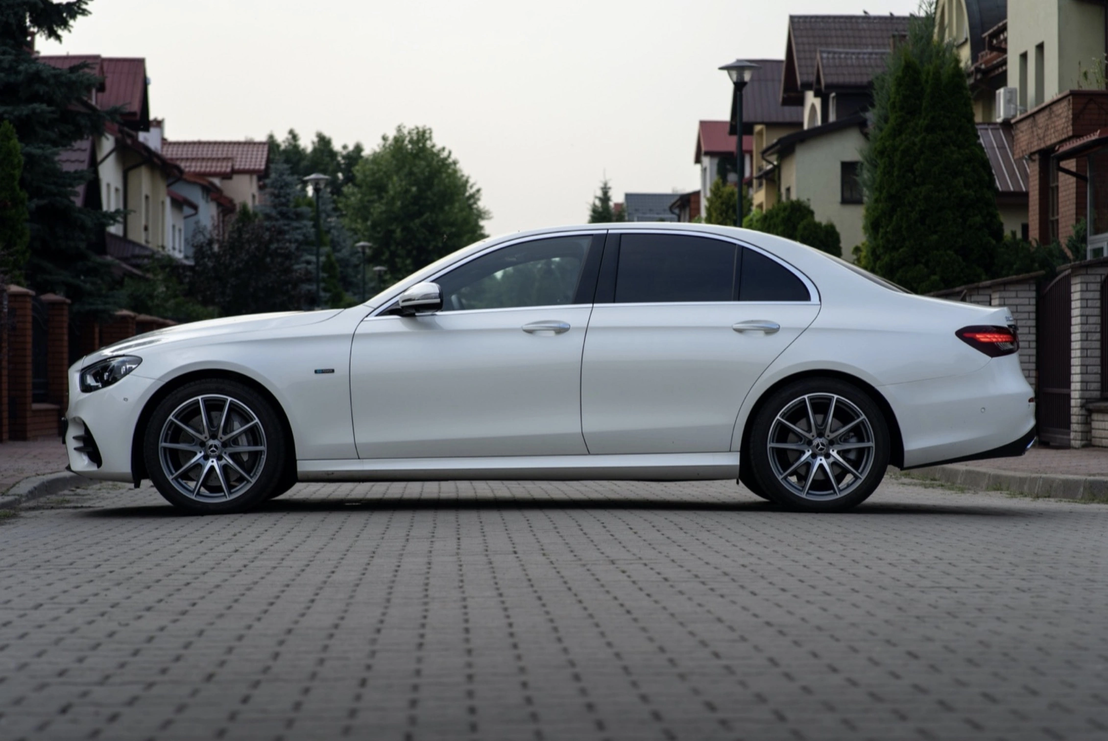 mercedes sedan e klasa