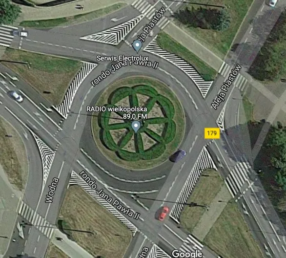 pierwszeństwo na rondzie