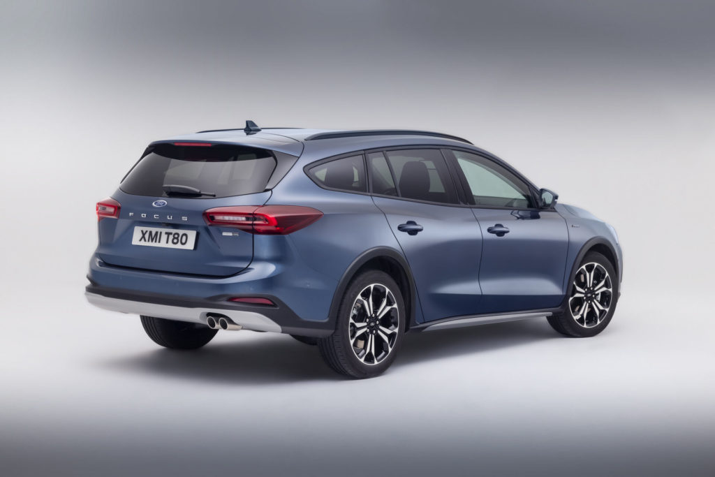 ford focus lifting 