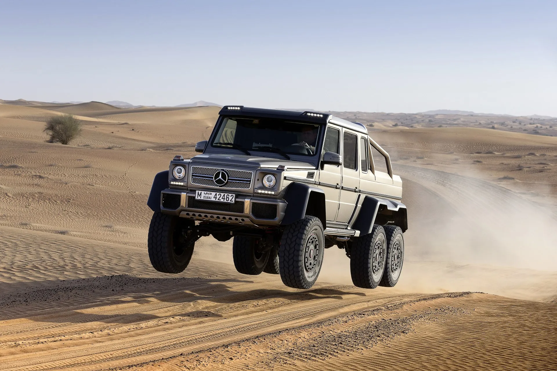 Świat: jest w kryzysie. Również świat: AMG +17%, klasa S +40%, Maybach +51%