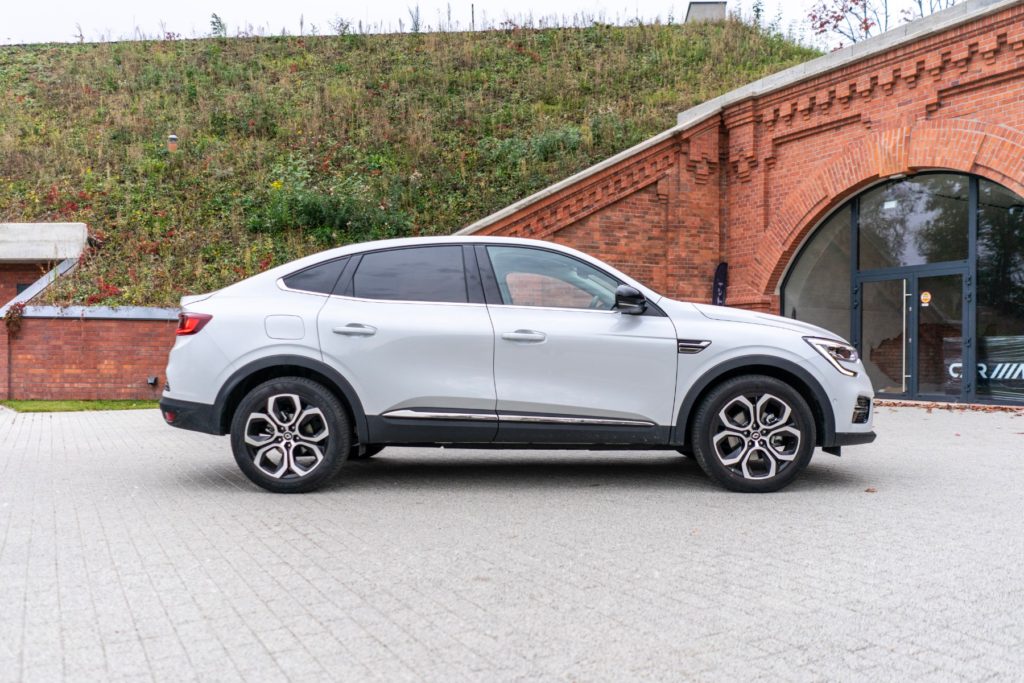 renault arkana e-tech hybryda 