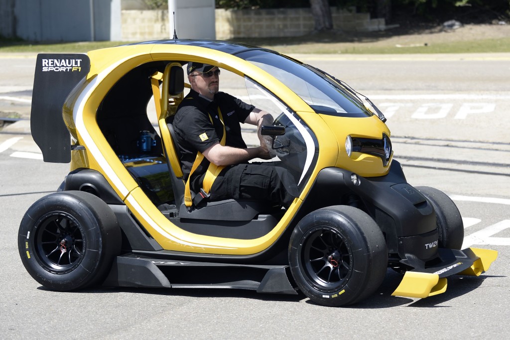 Renault Twizy F1 Oakley 