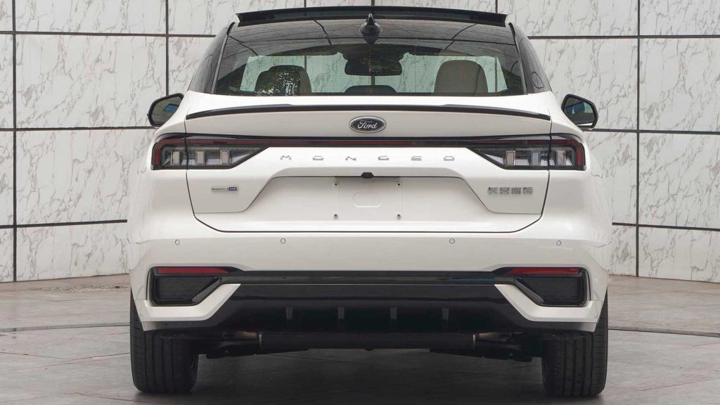 nowy ford mondeo zdjęcia 
