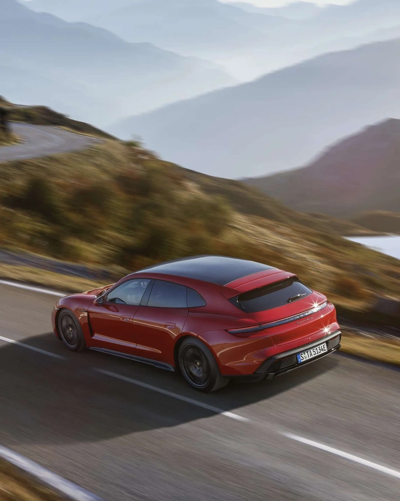 Porsche Taycan GTS