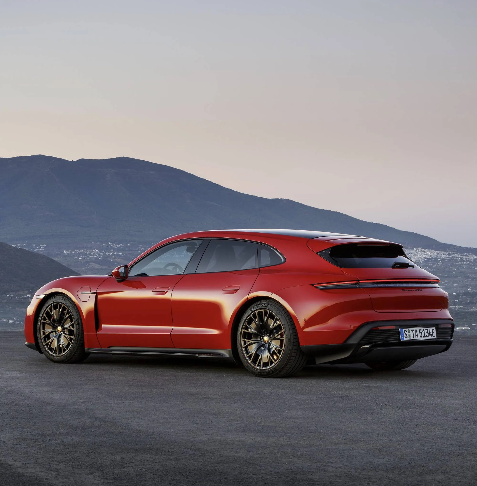 Porsche Taycan GTS