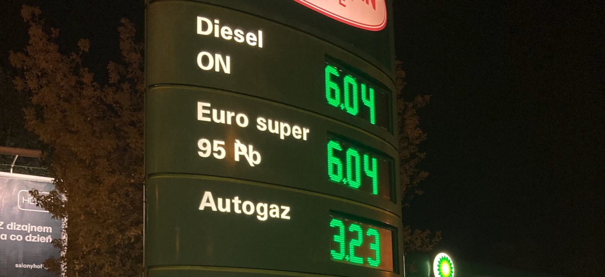 niższy vat na paliwo