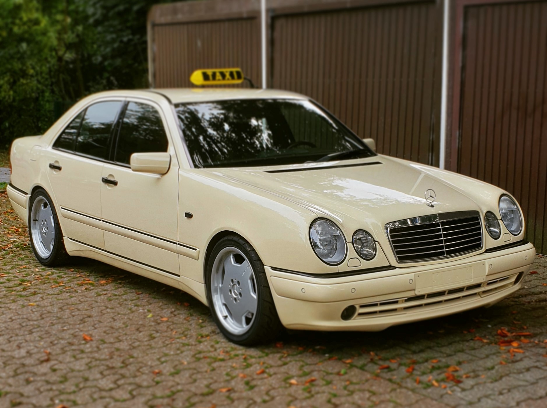 Mercedes Okular tuning taxi 