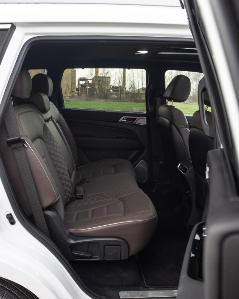 ssangyong rexton