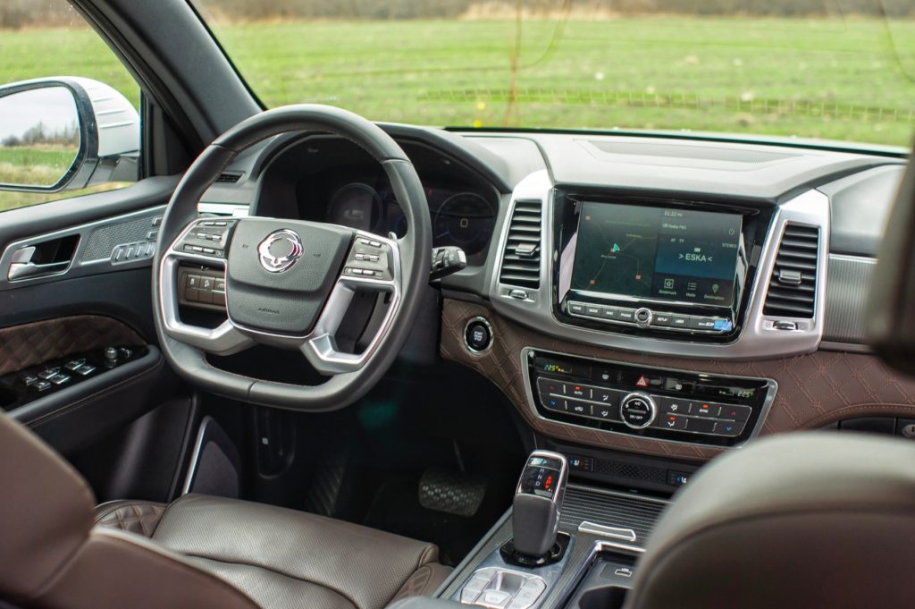 ssangyong rexton