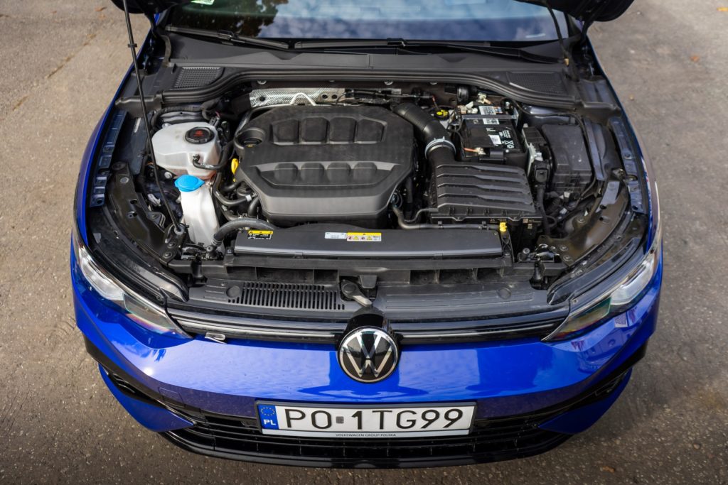volkswagen golf r 2021 test 