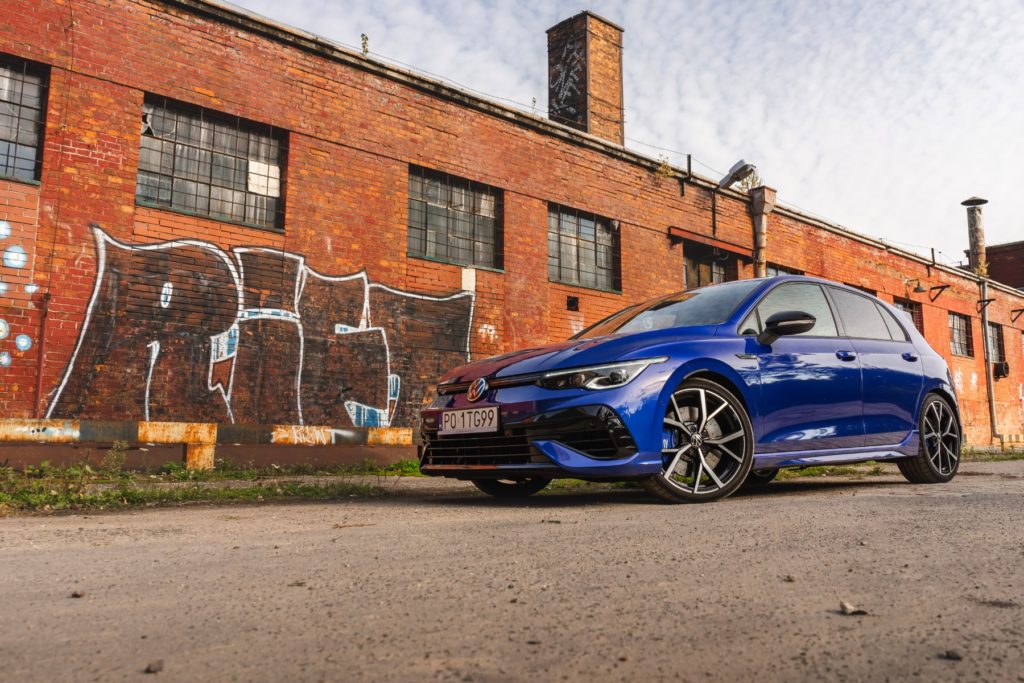 volkswagen golf r 2021 test 