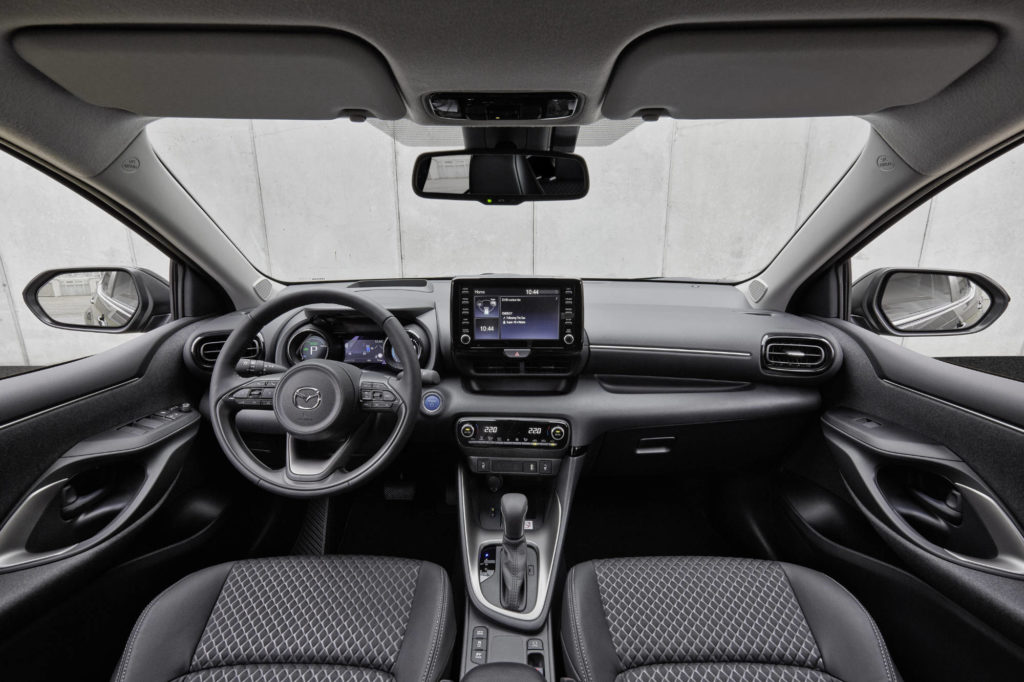 mazda 2 hybrid 