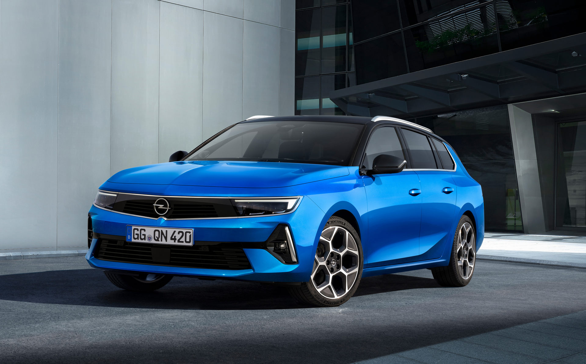 Nowy Opel Astra Sports Tourer 