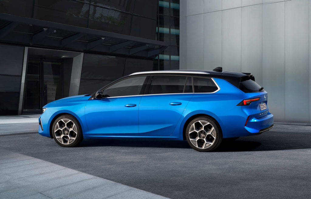 Nowy Opel Astra kombi
