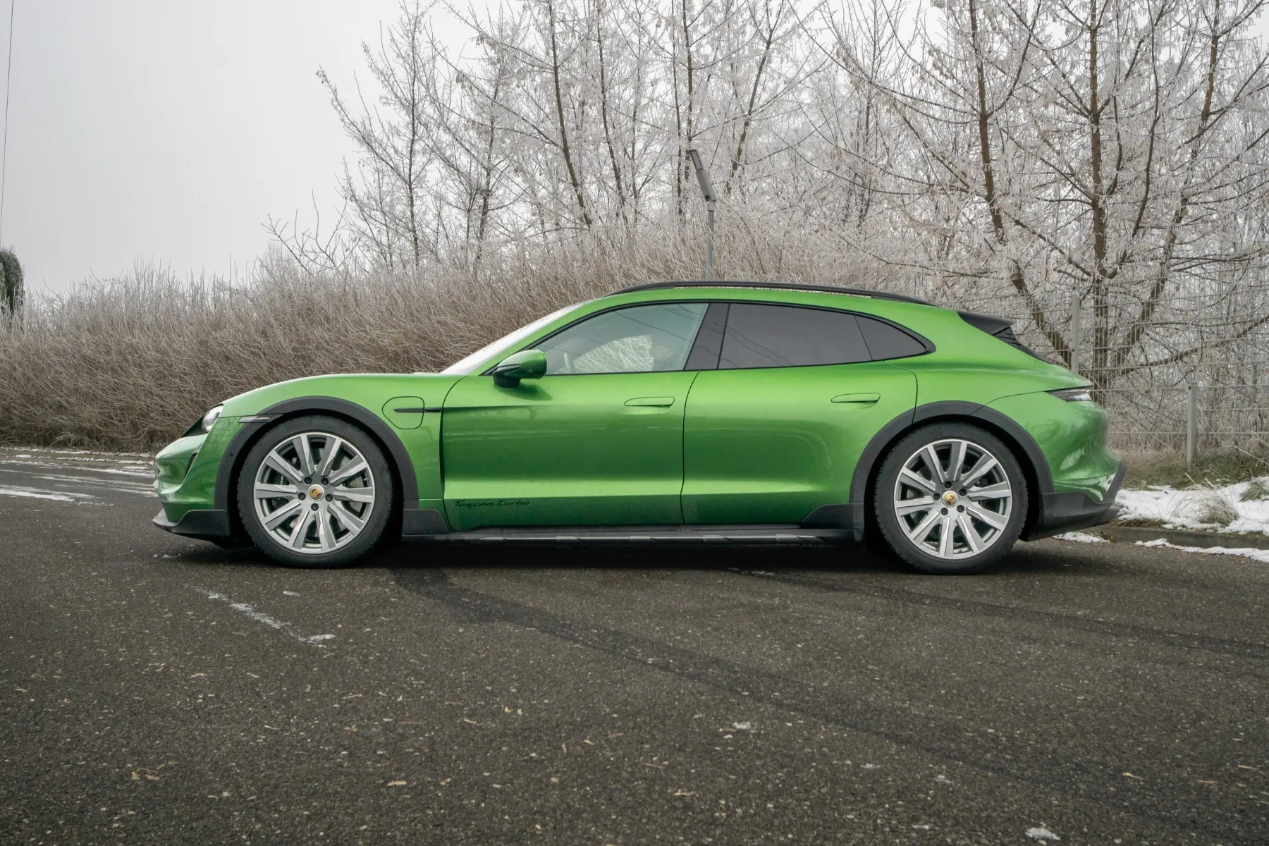 porsche taycan turbo cross turismo 