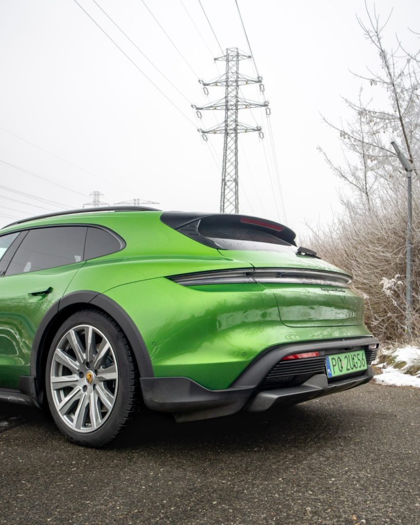 porsche taycan turbo cross turismo 