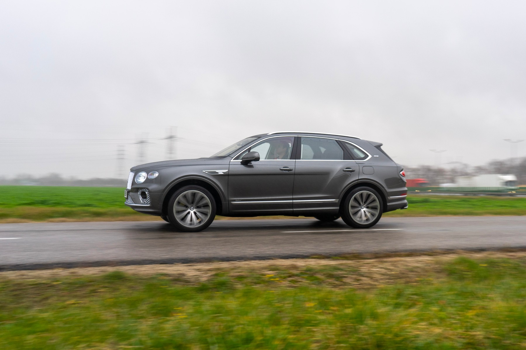 Bentley Bentayga Hybrid