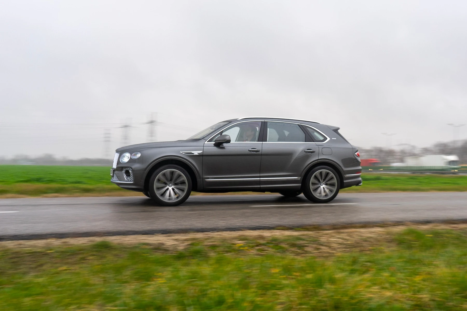 Bentley Bentayga Hybrid