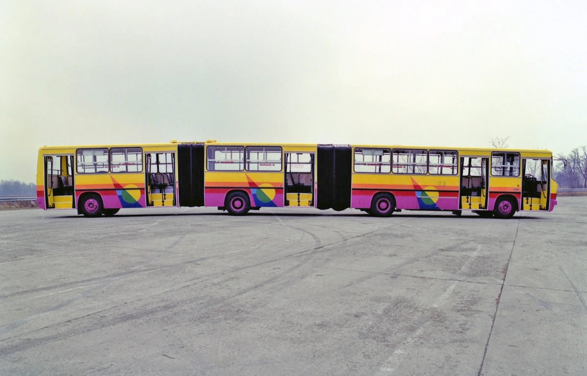 dwuprzegubowy ikarus 293