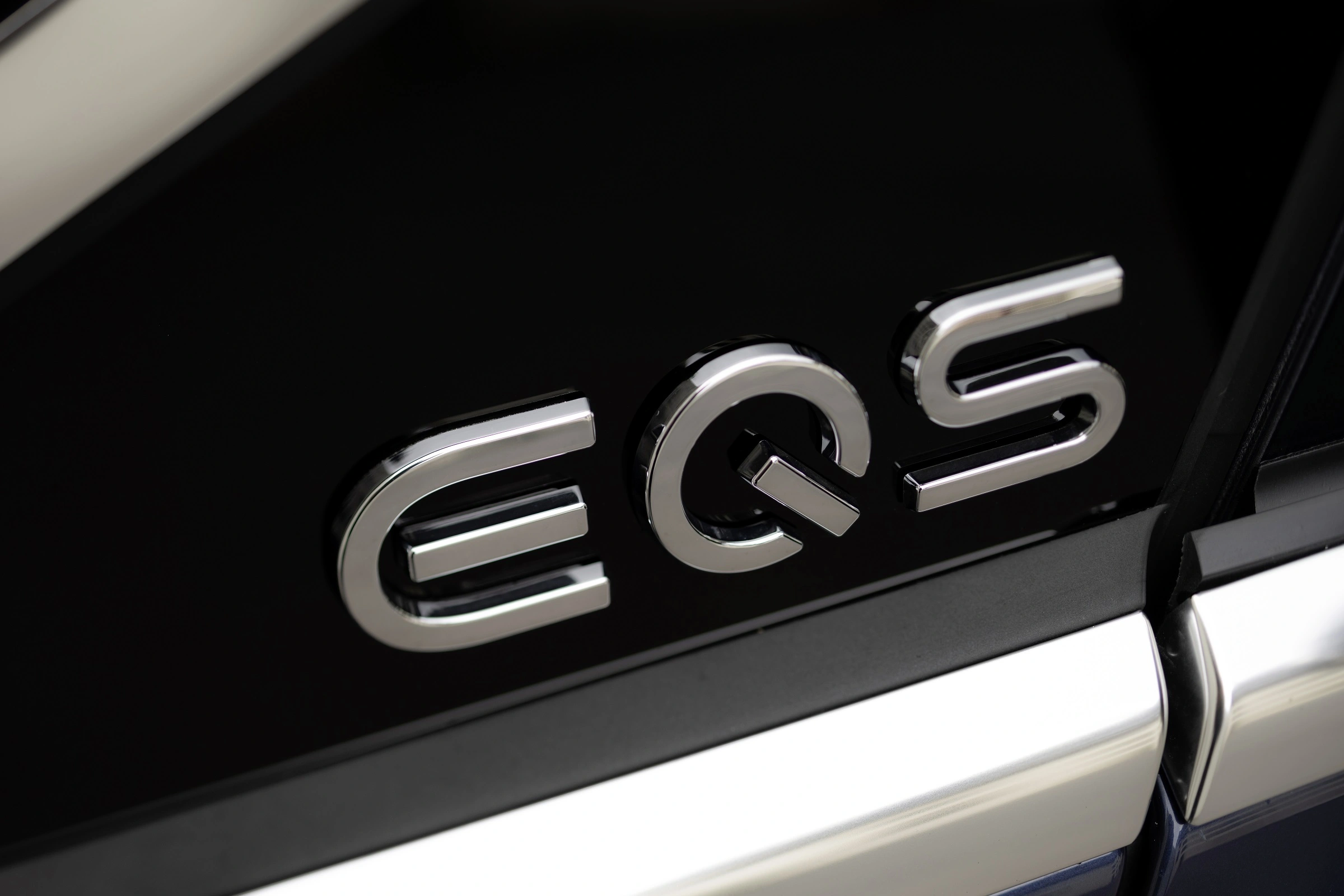 mercedes eqs suv zdjęcia