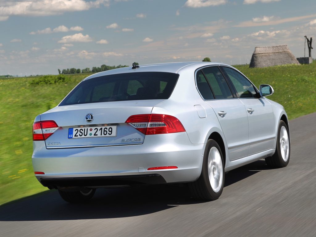 Skoda Superb II silniki 