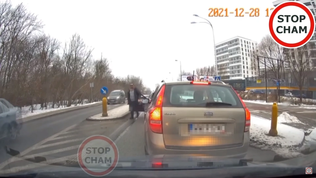 blokowanie pasa kolizja