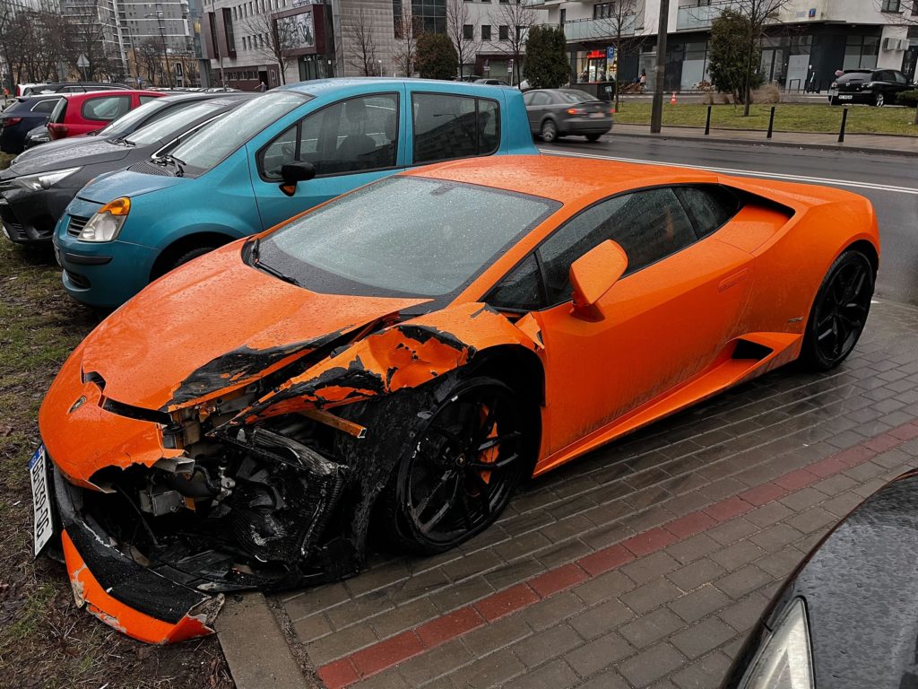 rozbite lamborghini w warszawie 