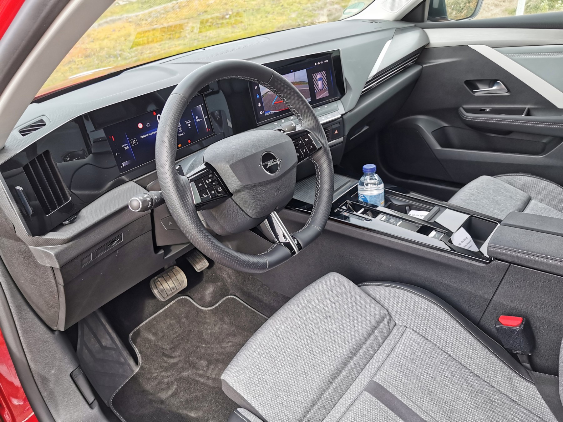 nowy opel astra 