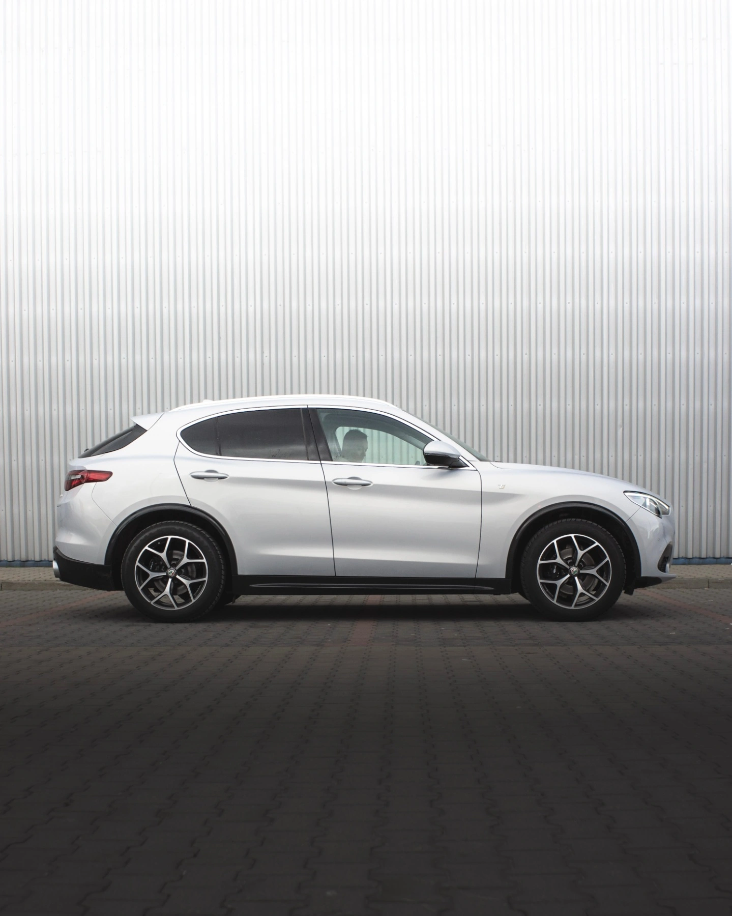 alfa romeo stelvio