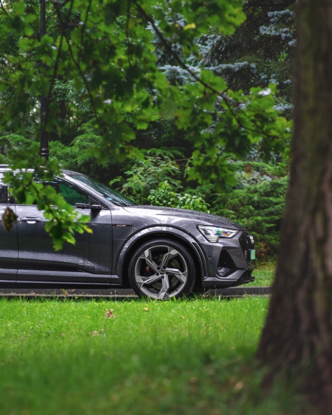 audi e tron przeglądy 