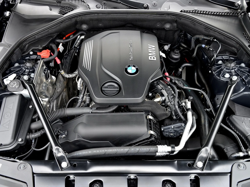 BMW 5 F10 silniki