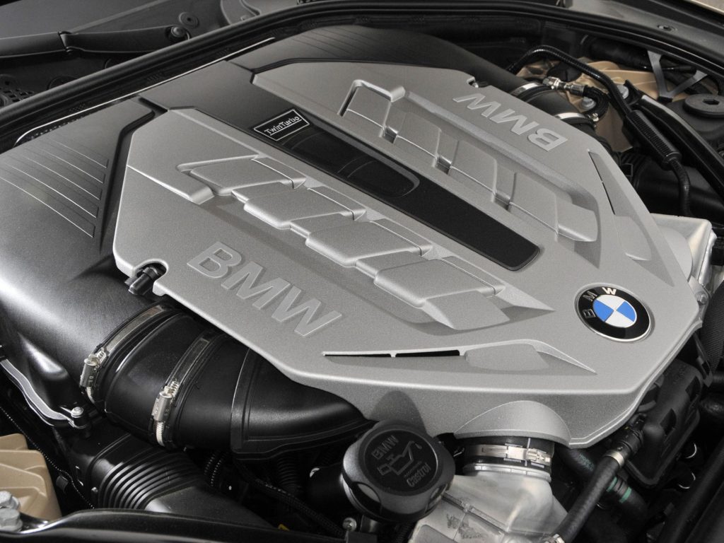 BMW 5 F10 silniki 