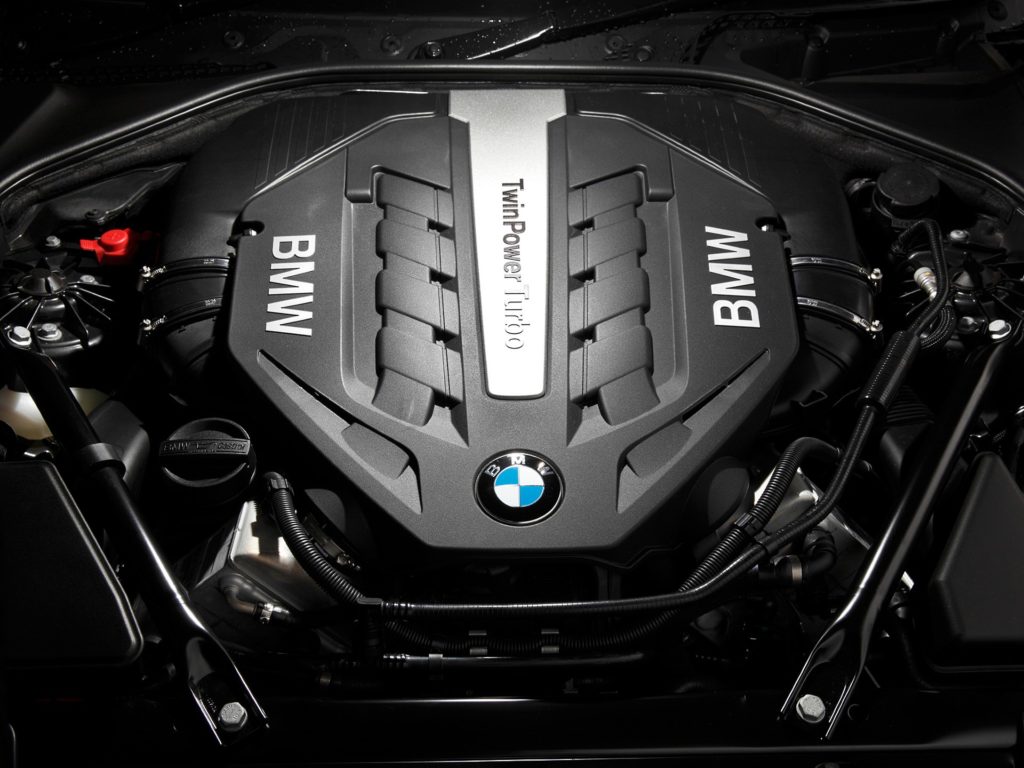 BMW 5 F10 silniki 
