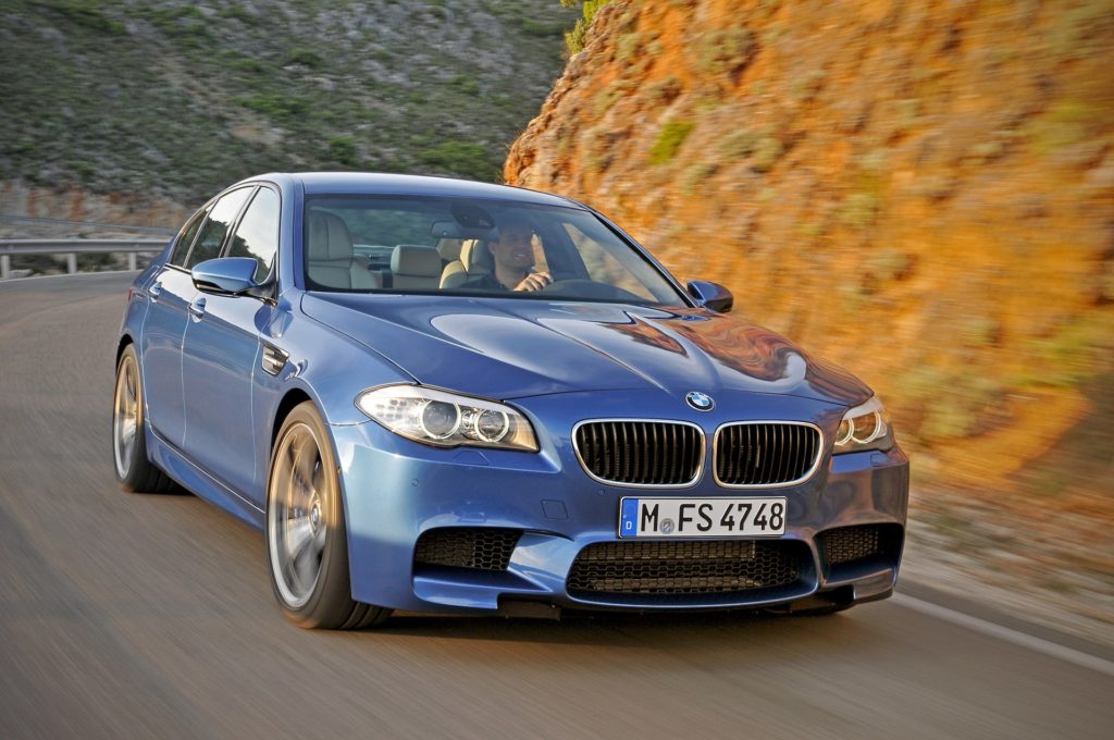 BMW 5 F10 silniki 