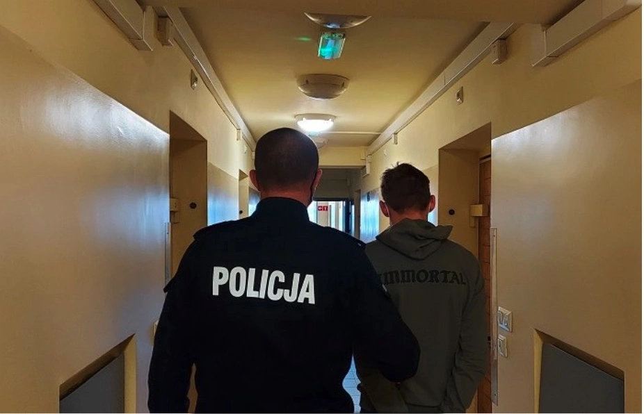 napad na stację paliw 