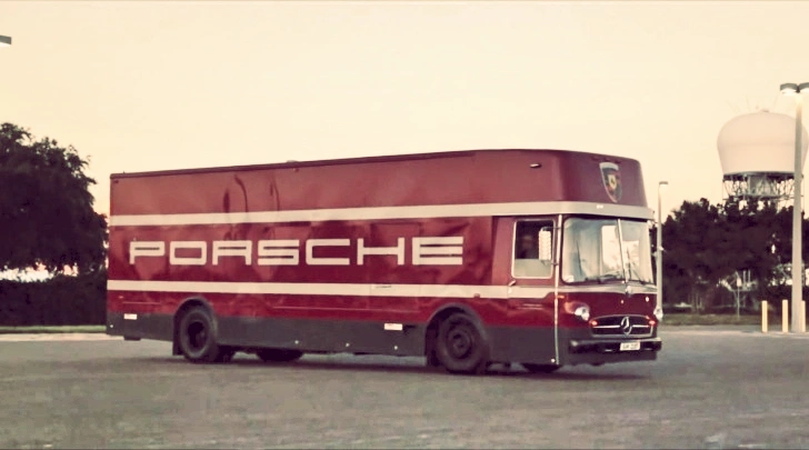 porsche bus 