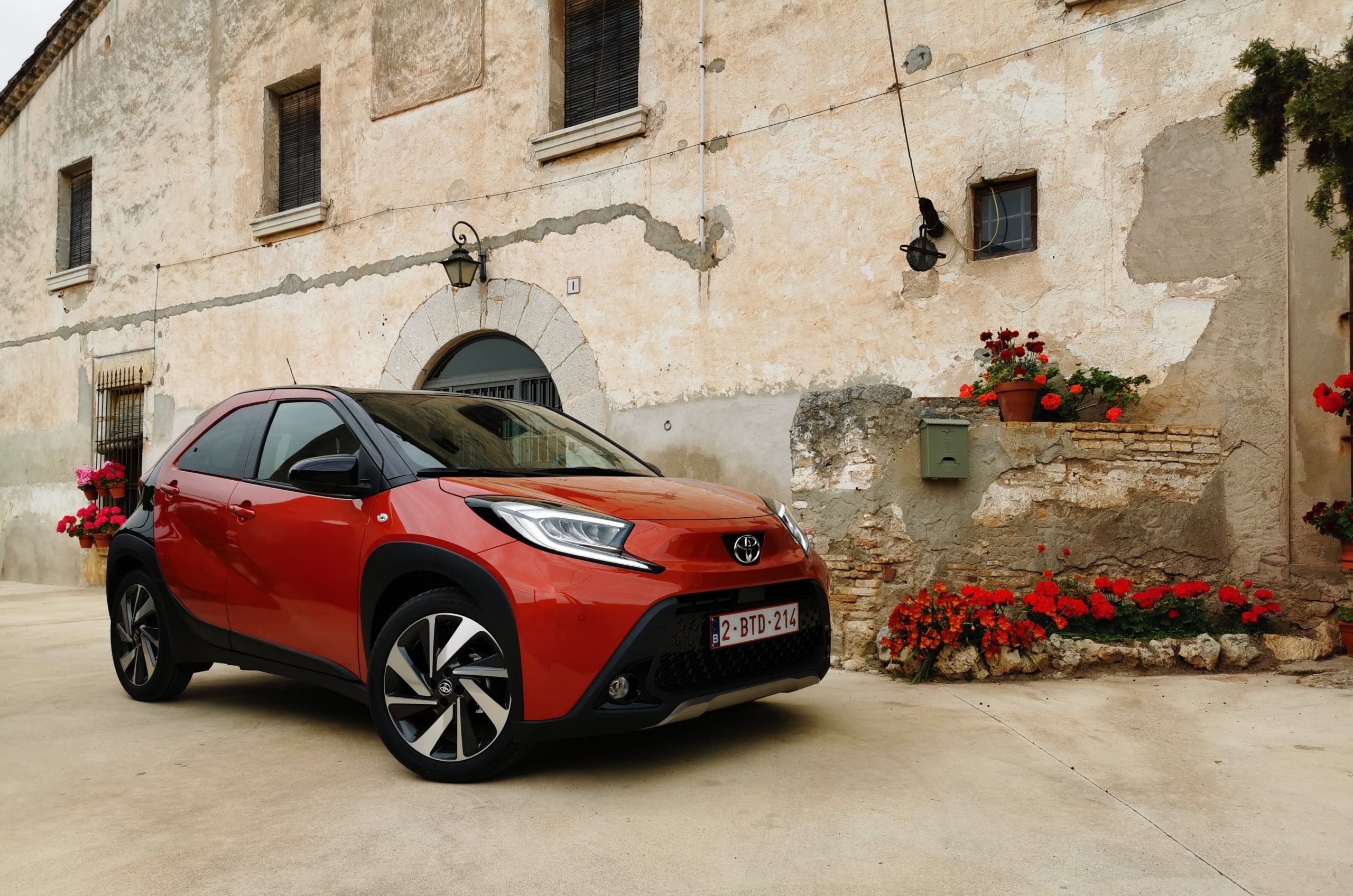 toyota aygo x