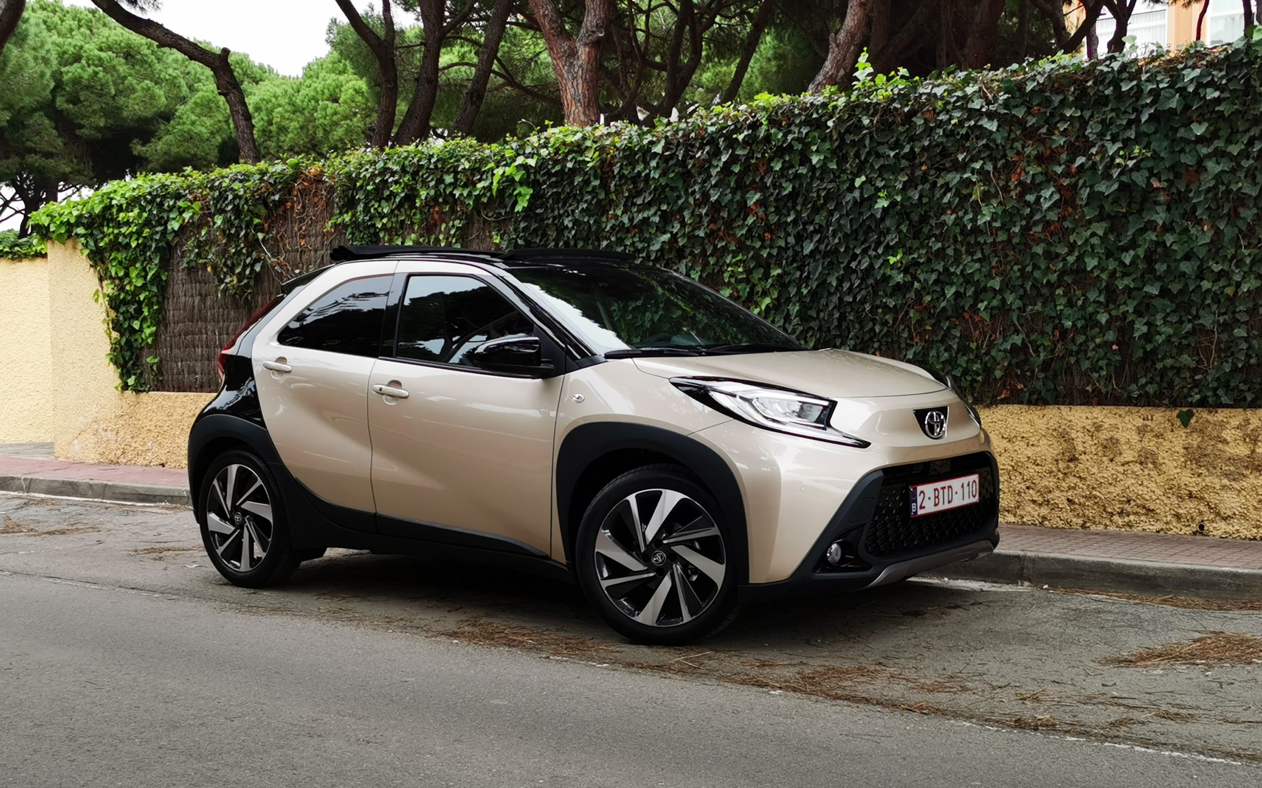 toyota aygo x