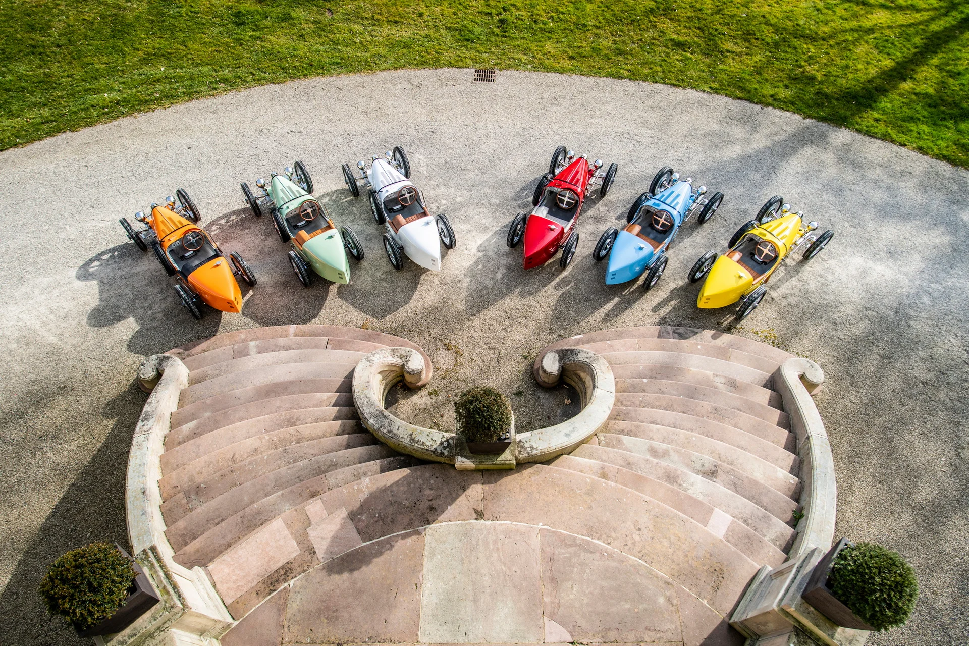 bugatti osiem sztuk