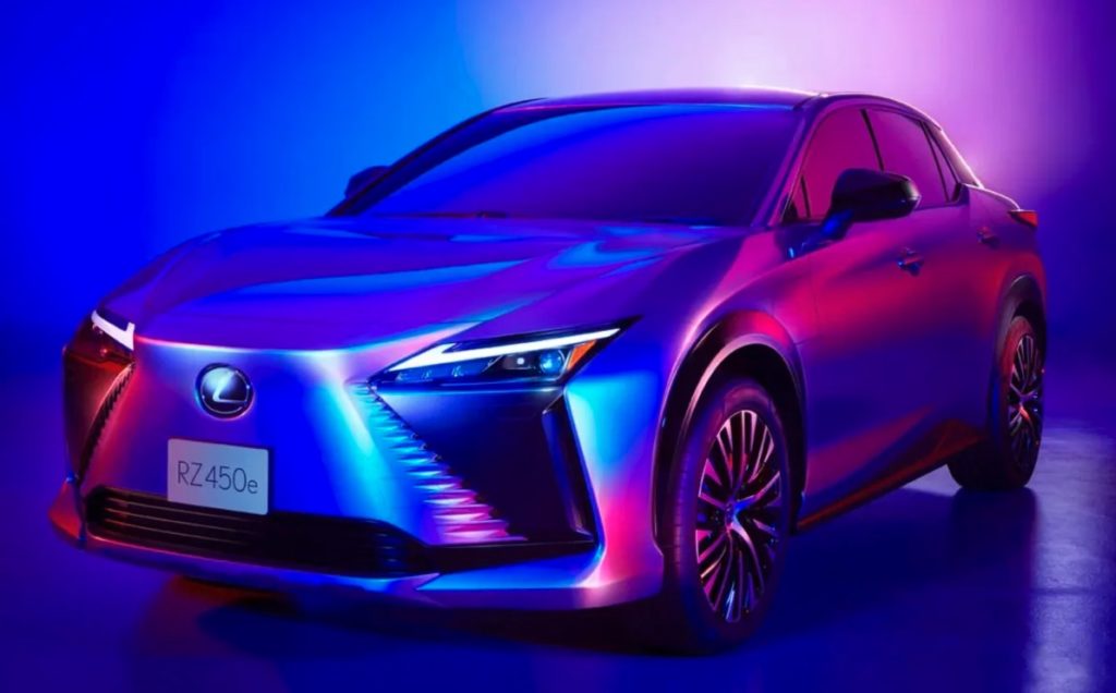 Lexus RZ 450e tył 