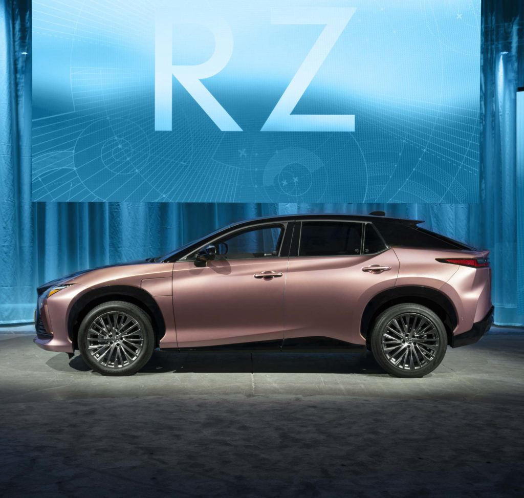 LEXUS RZ 450E