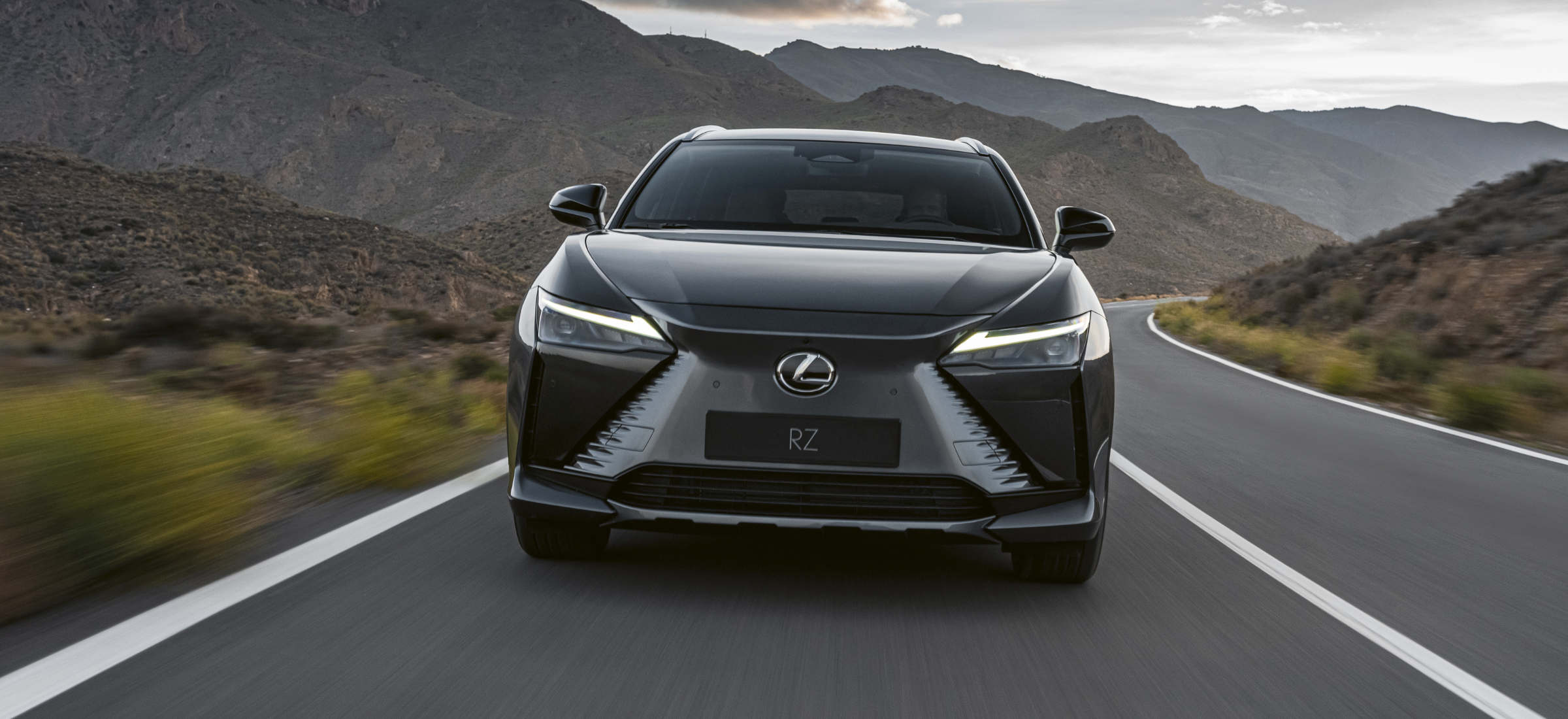 LEXUS RZ 450E