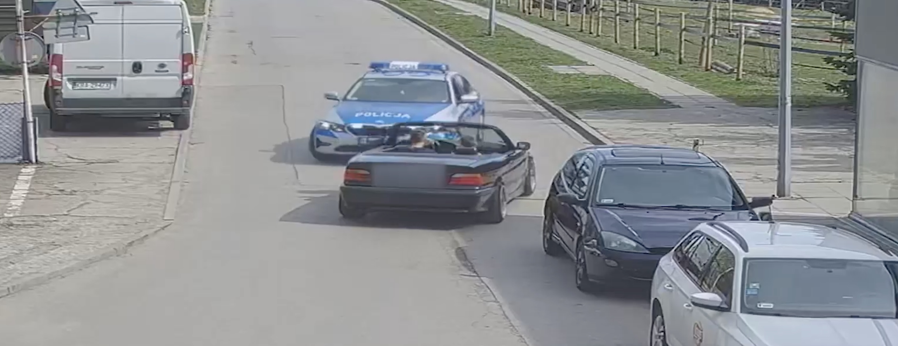 Policja oceniła drift BMW E36. Wynik: 6 punktów i 5000 złotych