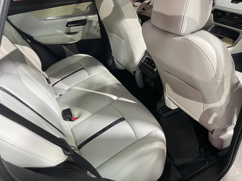 mazda cx-60 cena